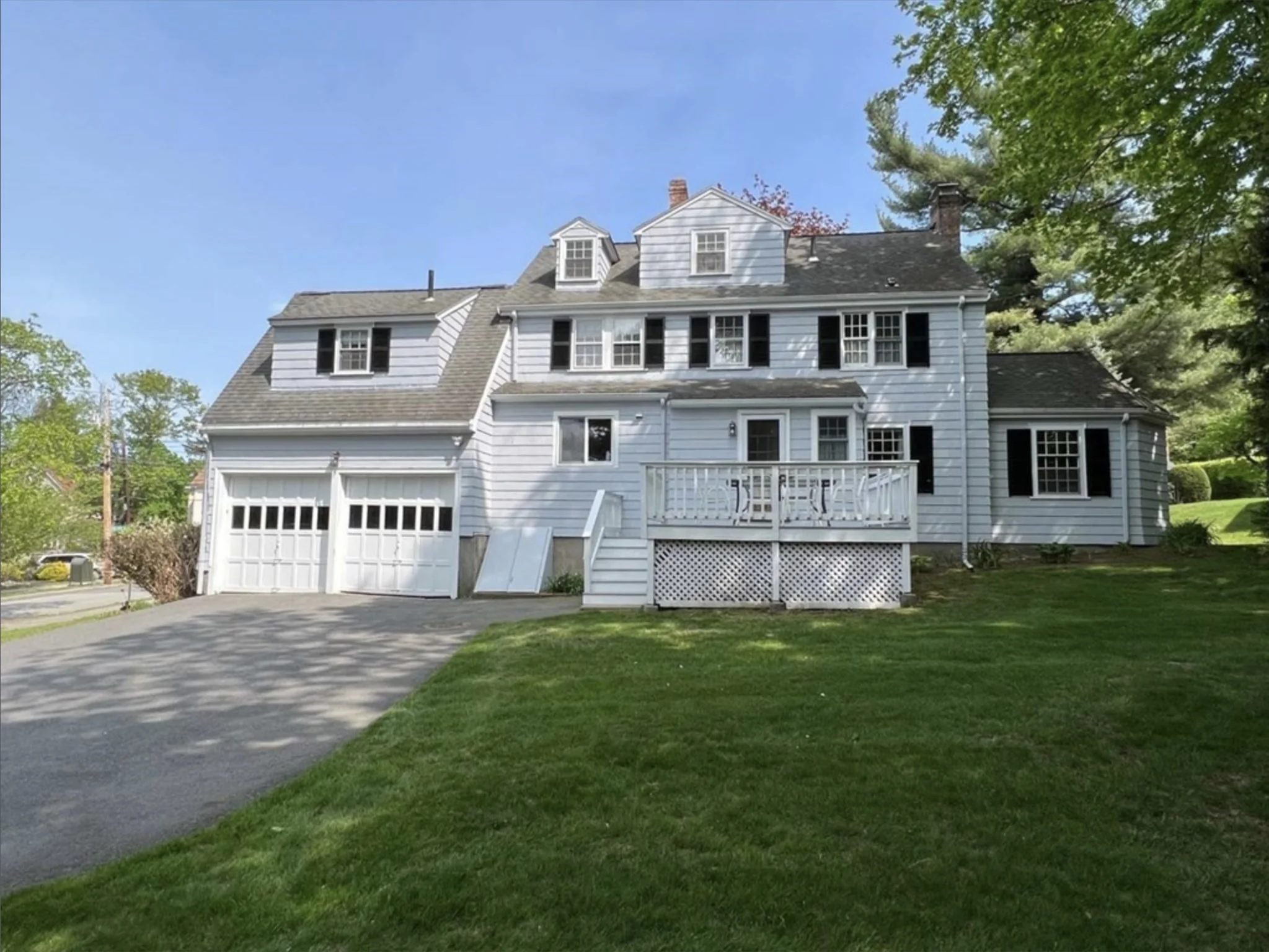 5 bed, 2 bath apartment for rent at 257 Dedham Unit na, Oak Hill — photo 6 of 25
