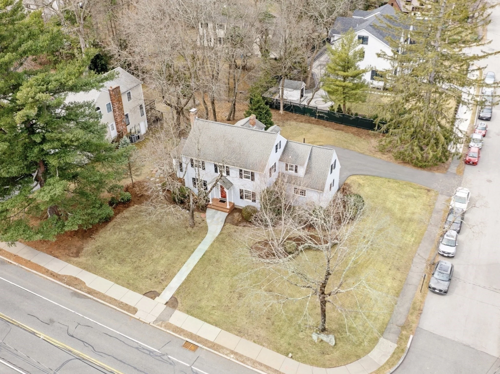 5 bed, 2 bath apartment for rent at 257 Dedham Unit na, Oak Hill — photo 4 of 25
