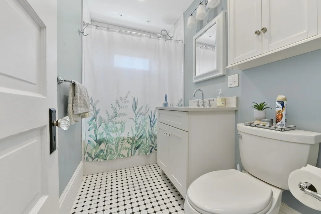3 bed, 1 bath apartment for rent at 257 E Cottage Unit 3, Dorchester — photo 6 of 13