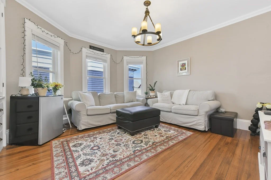 3 bed, 1 bath apartment for rent at 257 E Cottage Unit 3, Dorchester — photo 4 of 13