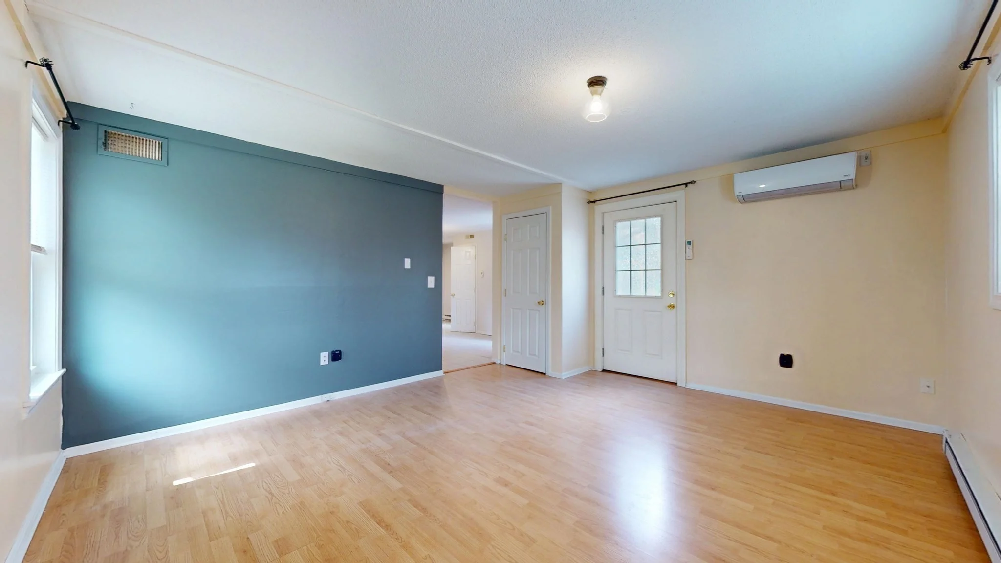 4 bed, 1 bath apartment for rent at 257 Hudson, Northborough — photo 8 of 19