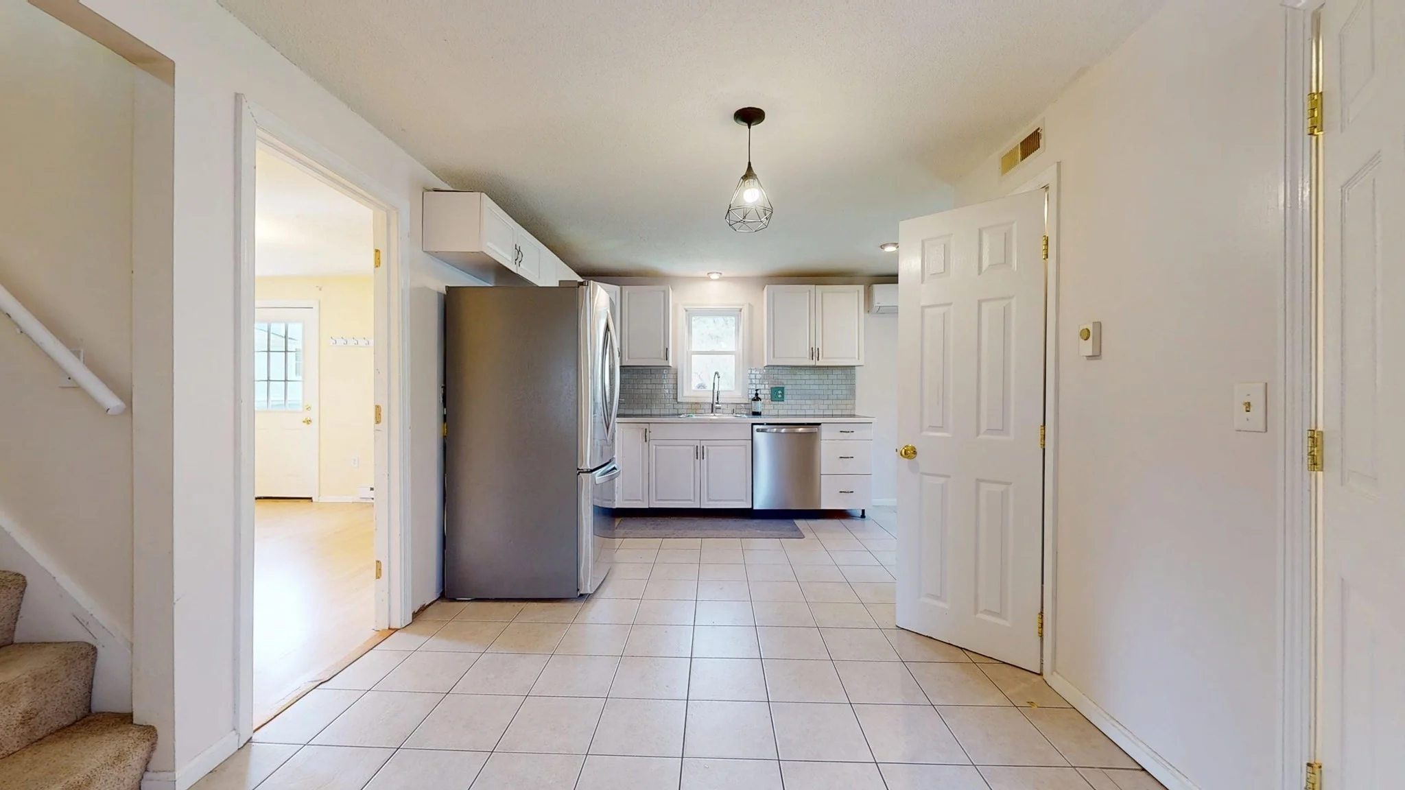 4 bed, 1 bath apartment for rent at 257 Hudson, Northborough — photo 16 of 19