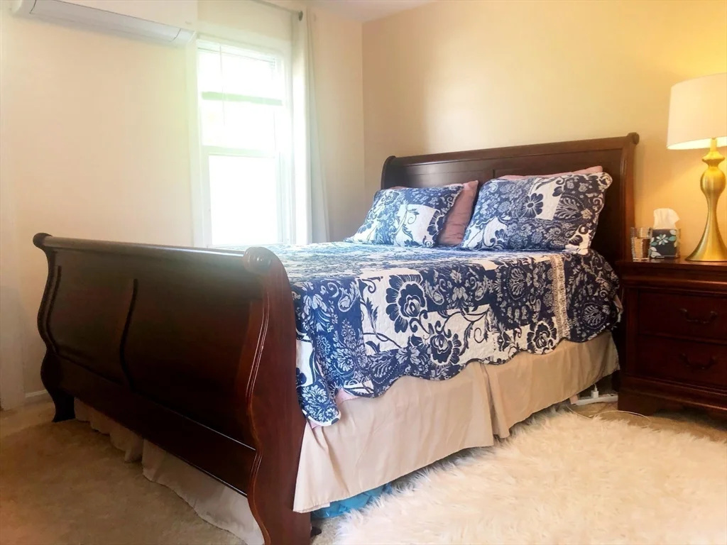 4 bed, 1 bath apartment for rent at 257 Hudson Unit --, Northborough — photo 10 of 18