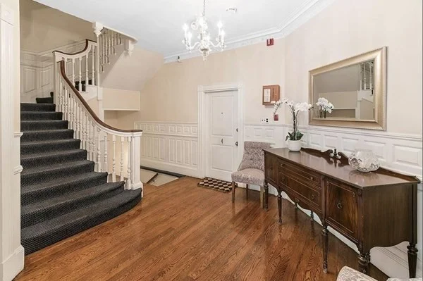 1 bed, 1 bath apartment for rent at 257 Marlborough St Unit 8, Back Bay — photo 7 of 9