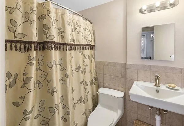 1 bed, 1 bath apartment for rent at 257 Marlborough St Unit 8, Back Bay — photo 6 of 9