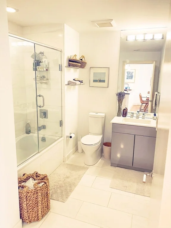 1 bed, 1 bath apartment for rent at 257 Northampton Unit 311, South End — photo 8 of 16