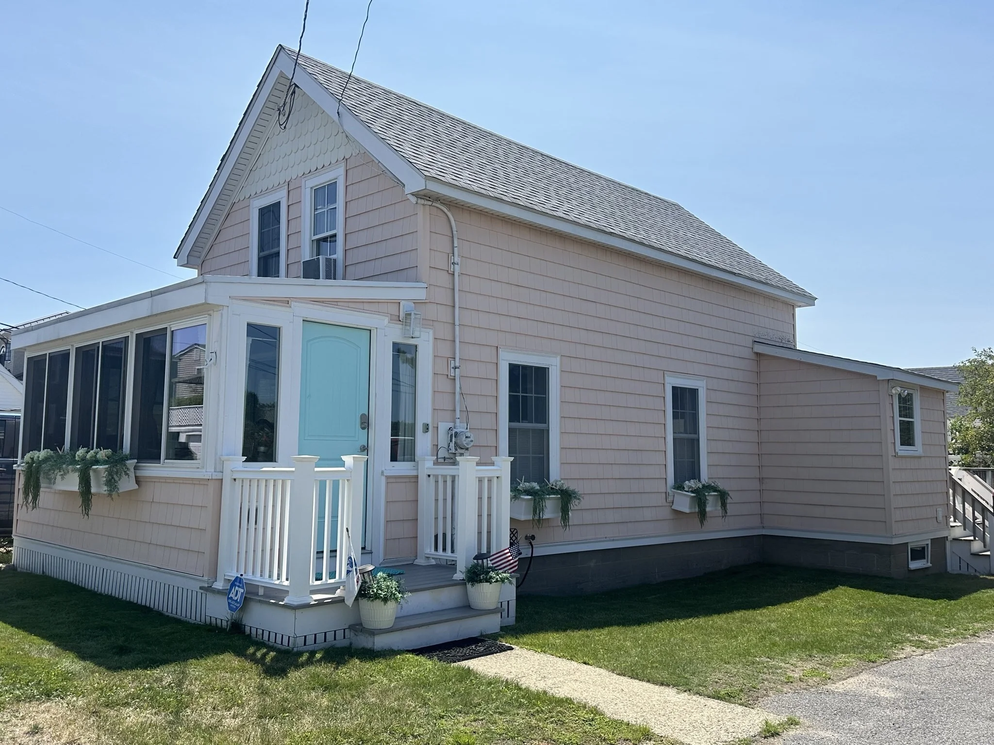 2 bed, 1 bath apartment for rent at 257 Northern Unit WINTER, Plum Island