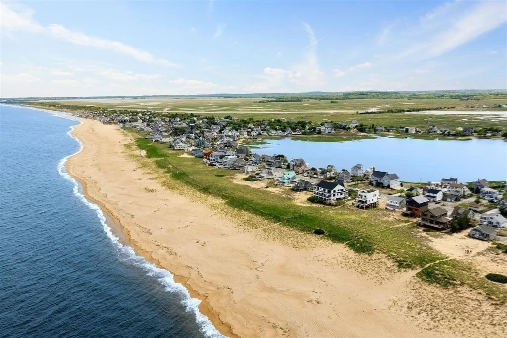 2 bed, 1 bath apartment for rent at 257 Northern Unit WINTER, Plum Island — photo 18 of 21