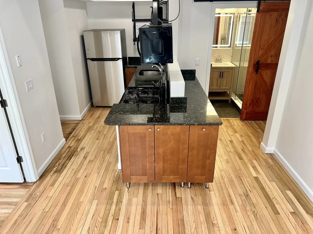 2 bed, 1 bath apartment for rent at 257 Pleasant St Unit 8, Worcester — photo 4 of 17
