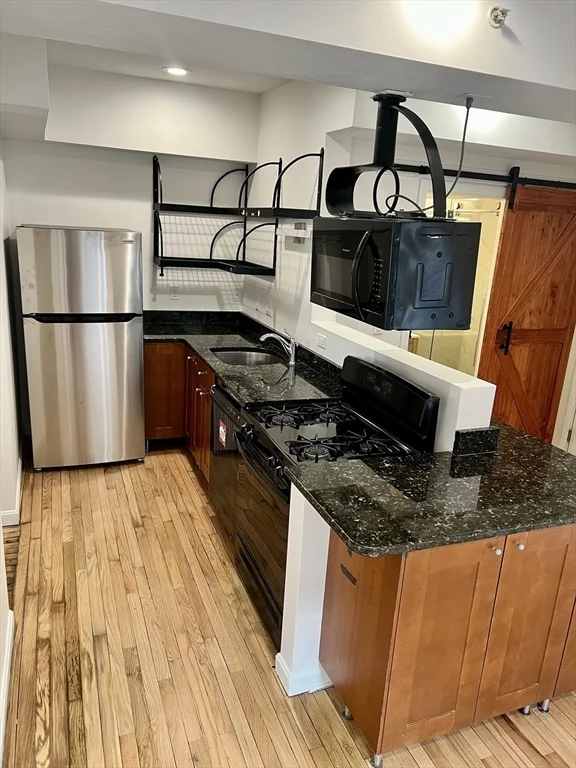 2 bed, 1 bath apartment for rent at 257 Pleasant St Unit 8, Worcester — photo 6 of 17
