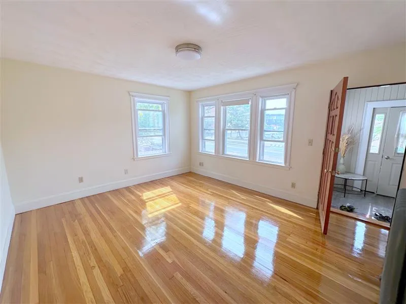2 bed, 1 bath apartment for rent at 257 Powder House Boulevard Unit 1, West Somerville — photo 2 of 18