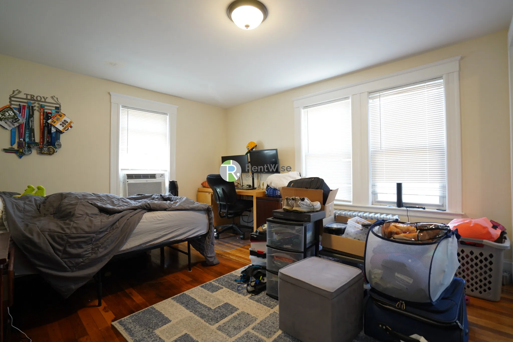 4.5 bed, 2 bath apartment for rent at 2572 Massachusetts Ave Unit 2, North Cambridge — photo 5 of 52
