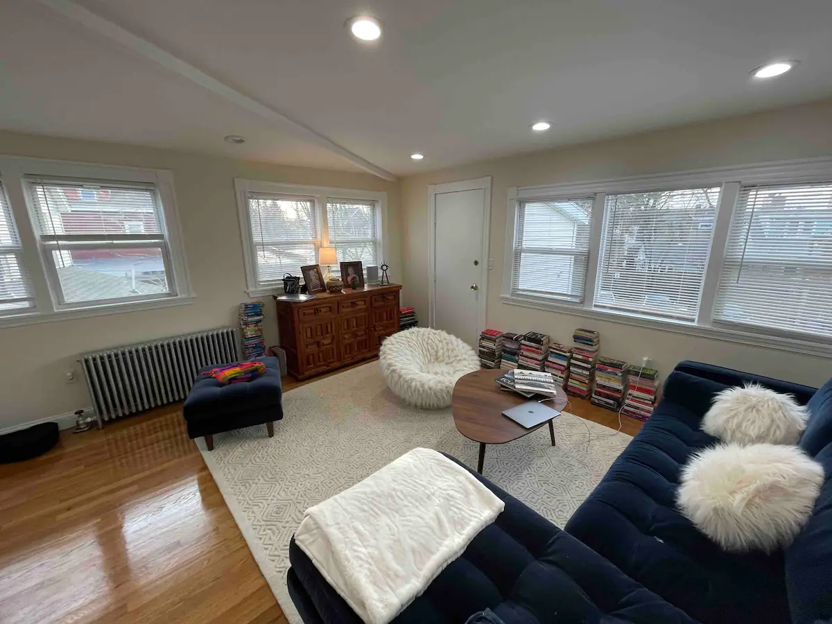 4.5 bed, 2 bath apartment for rent at 2572 Massachusetts Ave Unit 2, North Cambridge — photo 43 of 52