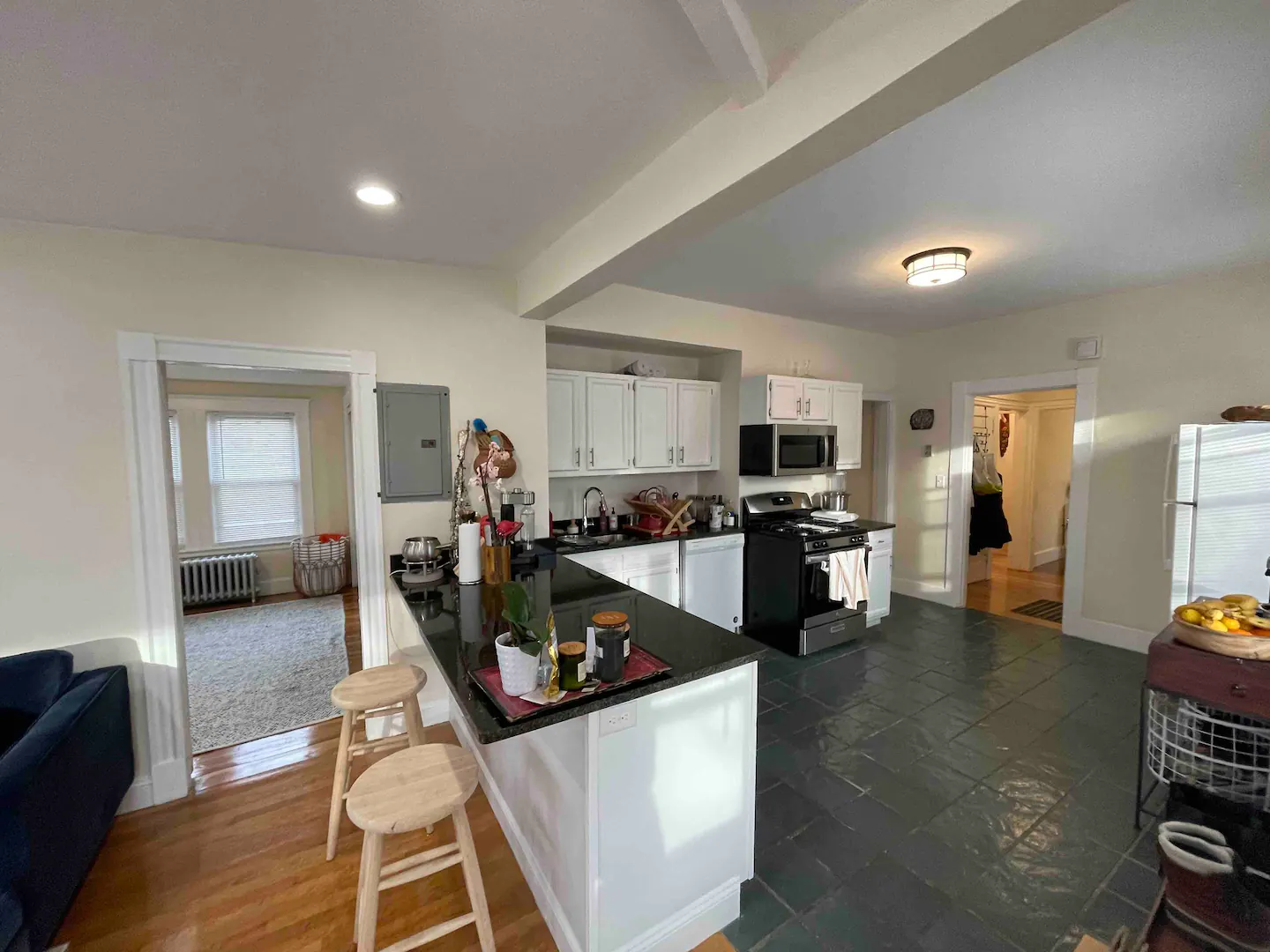 4.5 bed, 2 bath apartment for rent at 2572 Massachusetts Ave Unit 2, North Cambridge — photo 30 of 52