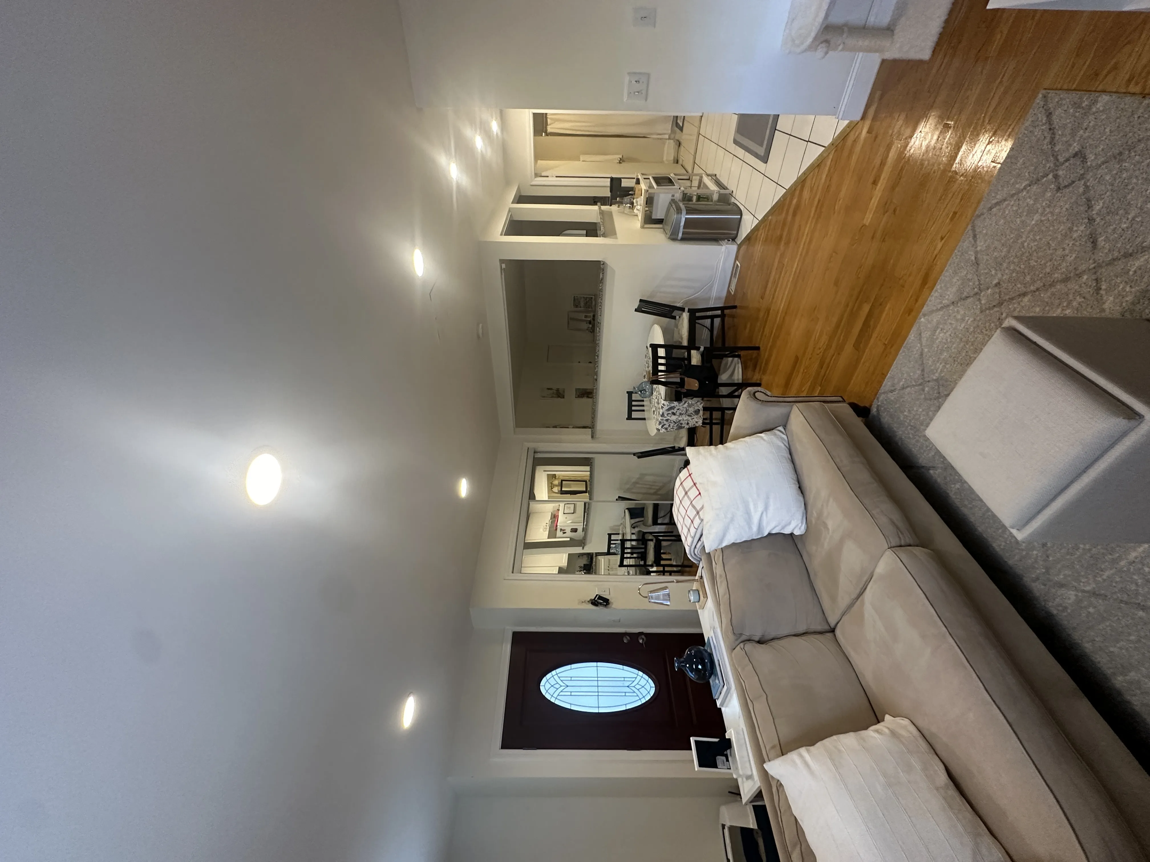 Studio bed, 1 bath apartment for rent at 2574 Massachusetts Ave Unit 3, North Cambridge — photo 4 of 9