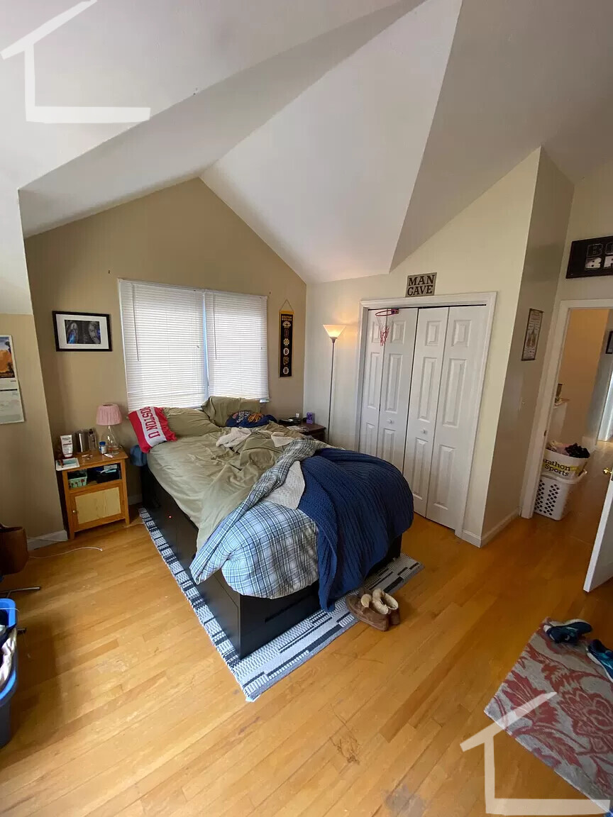 4 bed, 3 bath apartment for rent at 258 Allston St Unit B, Brighton — photo 7 of 35