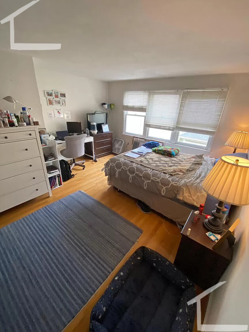 4 bed, 3 bath apartment for rent at 258 Allston St Unit B, Brighton — photo 18 of 35