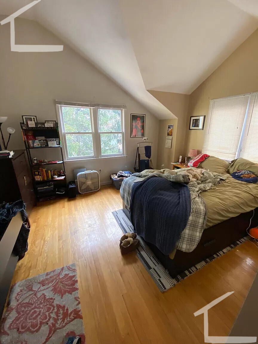 4 bed, 3 bath apartment for rent at 258 Allston St Unit B, Brighton — photo 13 of 35