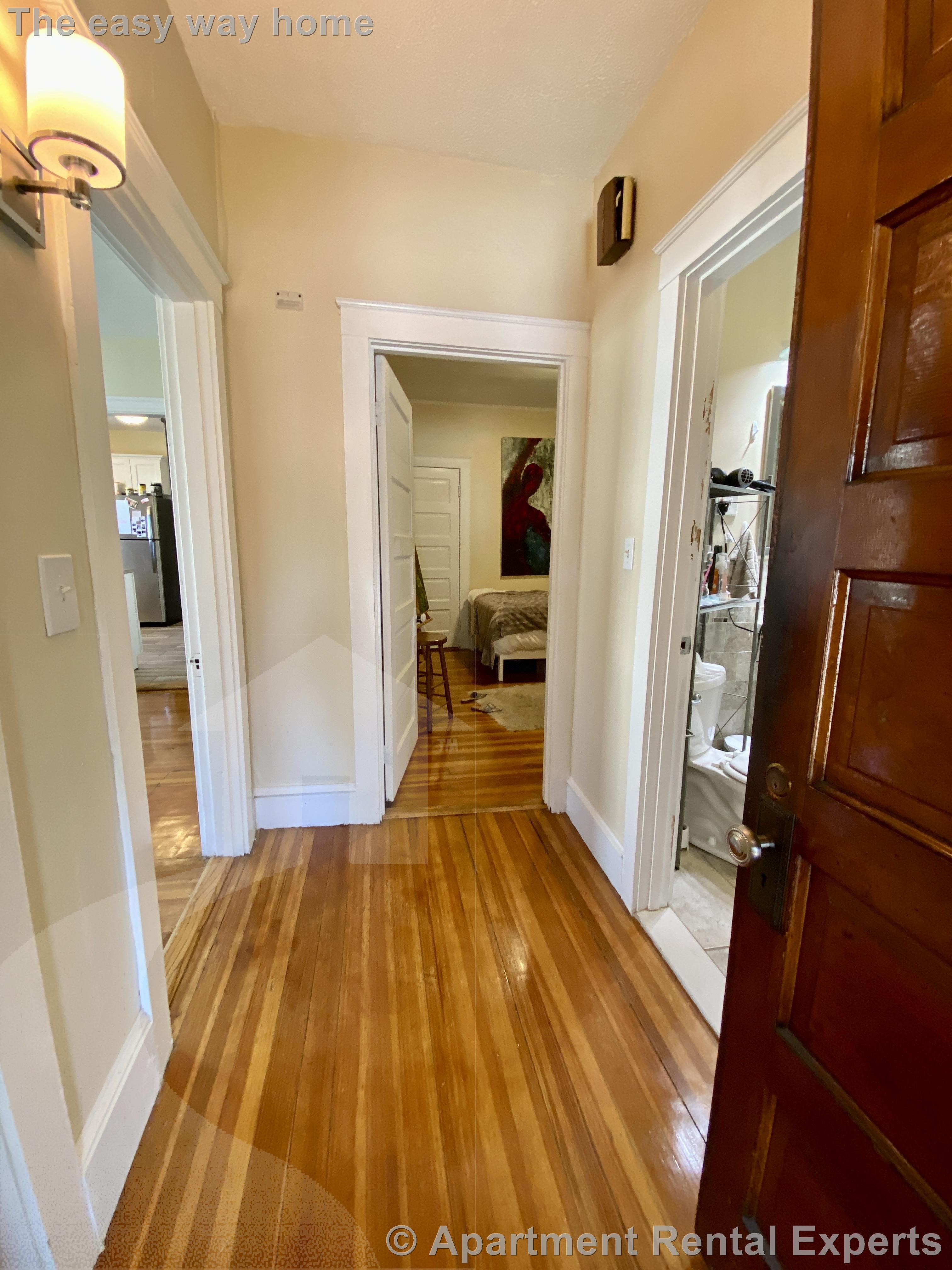 3 bed, 2 bath apartment for rent at 258 Belmont St Unit 1, Watertown Center — photo 8 of 10