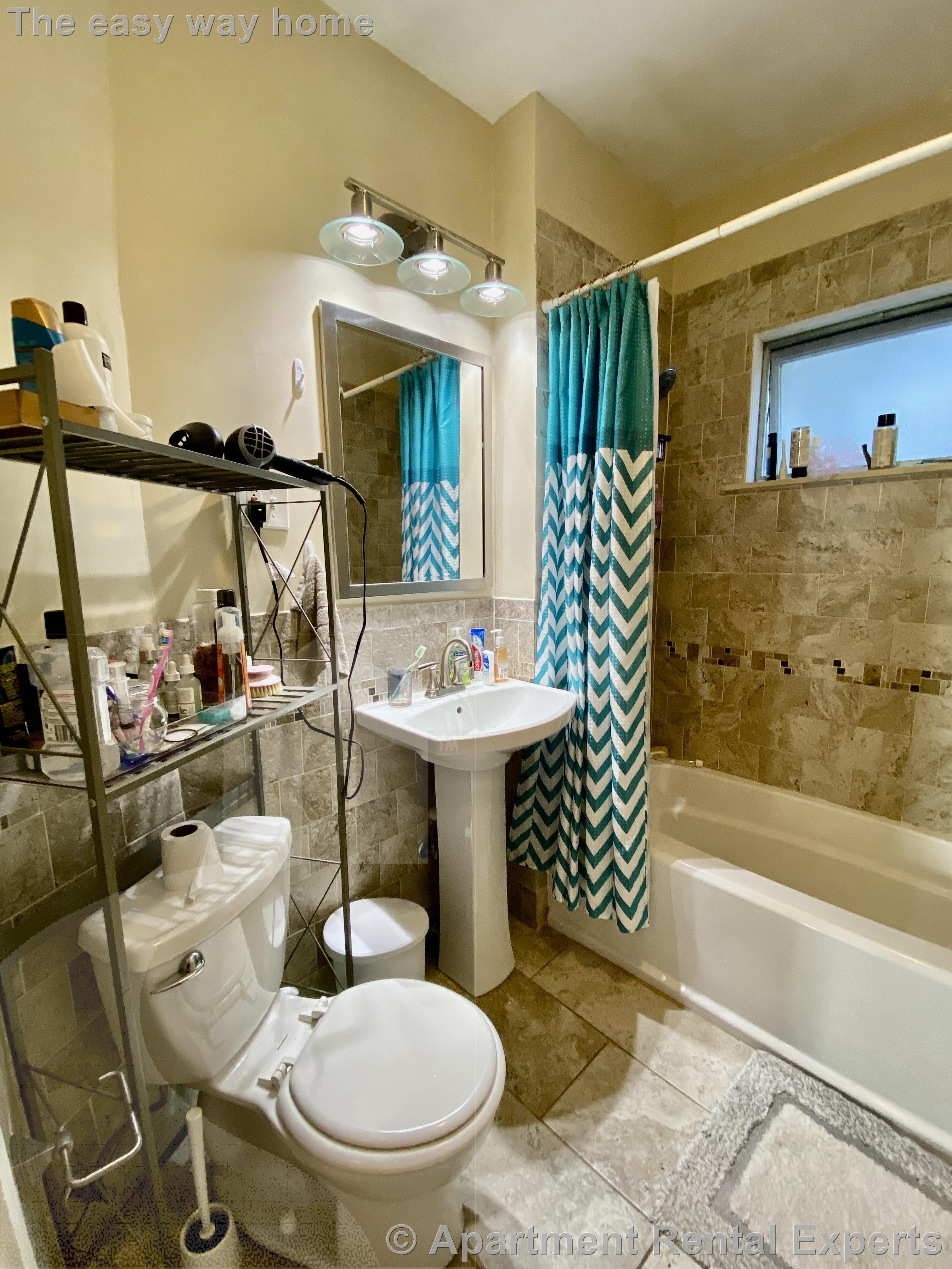 3 bed, 2 bath apartment for rent at 258 Belmont St Unit 1, Watertown Center — photo 7 of 10