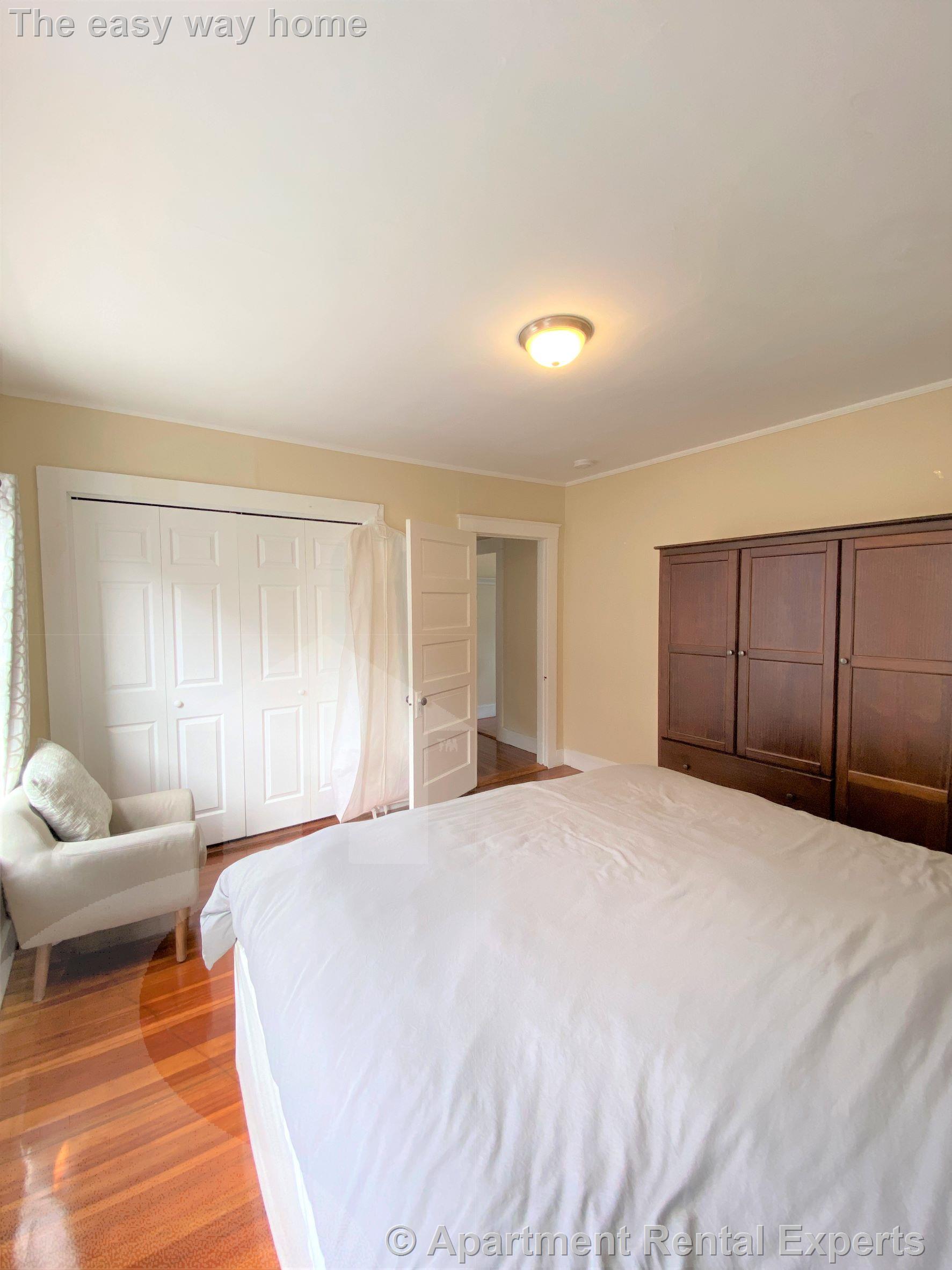2 bed, 1 bath apartment for rent at 258 Belmont St Unit 3, Watertown Center — photo 9 of 14