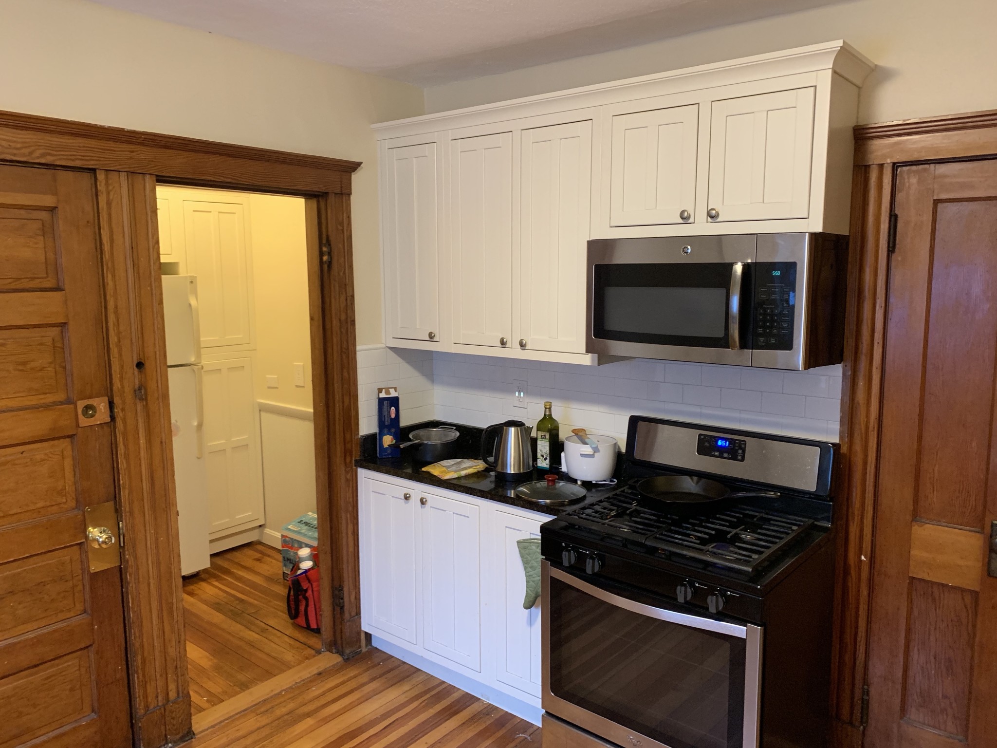 3 bed, 1 bath apartment for rent at 258 Boston Ave Unit 2, Medford — photo 3 of 11