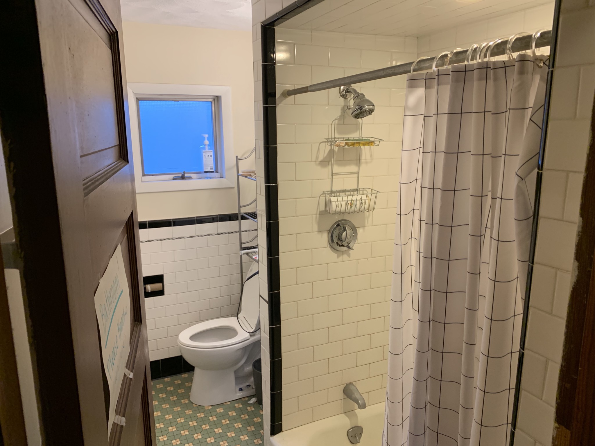 3 bed, 1 bath apartment for rent at 258 Boston Ave Unit 2, Medford — photo 10 of 11
