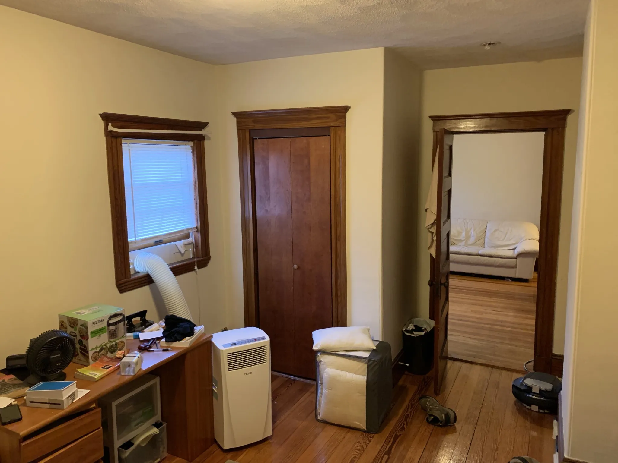 3 bed, 1 bath apartment for rent at 258 Boston Ave Unit 3, Medford — photo 11 of 18