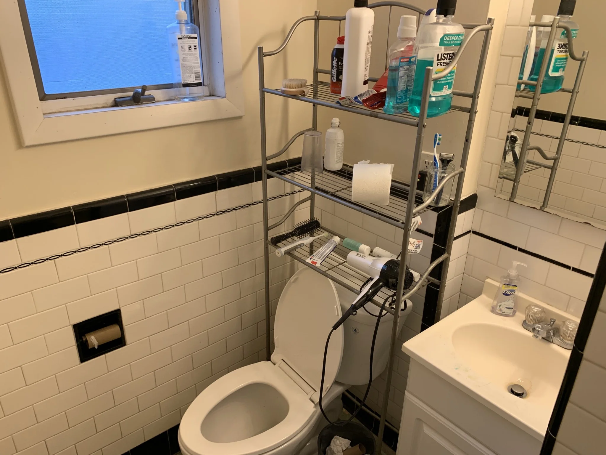 3 bed, 1 bath apartment for rent at 258 Boston Ave Unit 3, Medford — photo 17 of 18