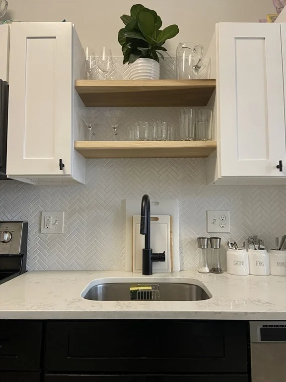 2 bed, 1 bath apartment for rent at 258 Bremen St Unit 1, East Boston — photo 7 of 13