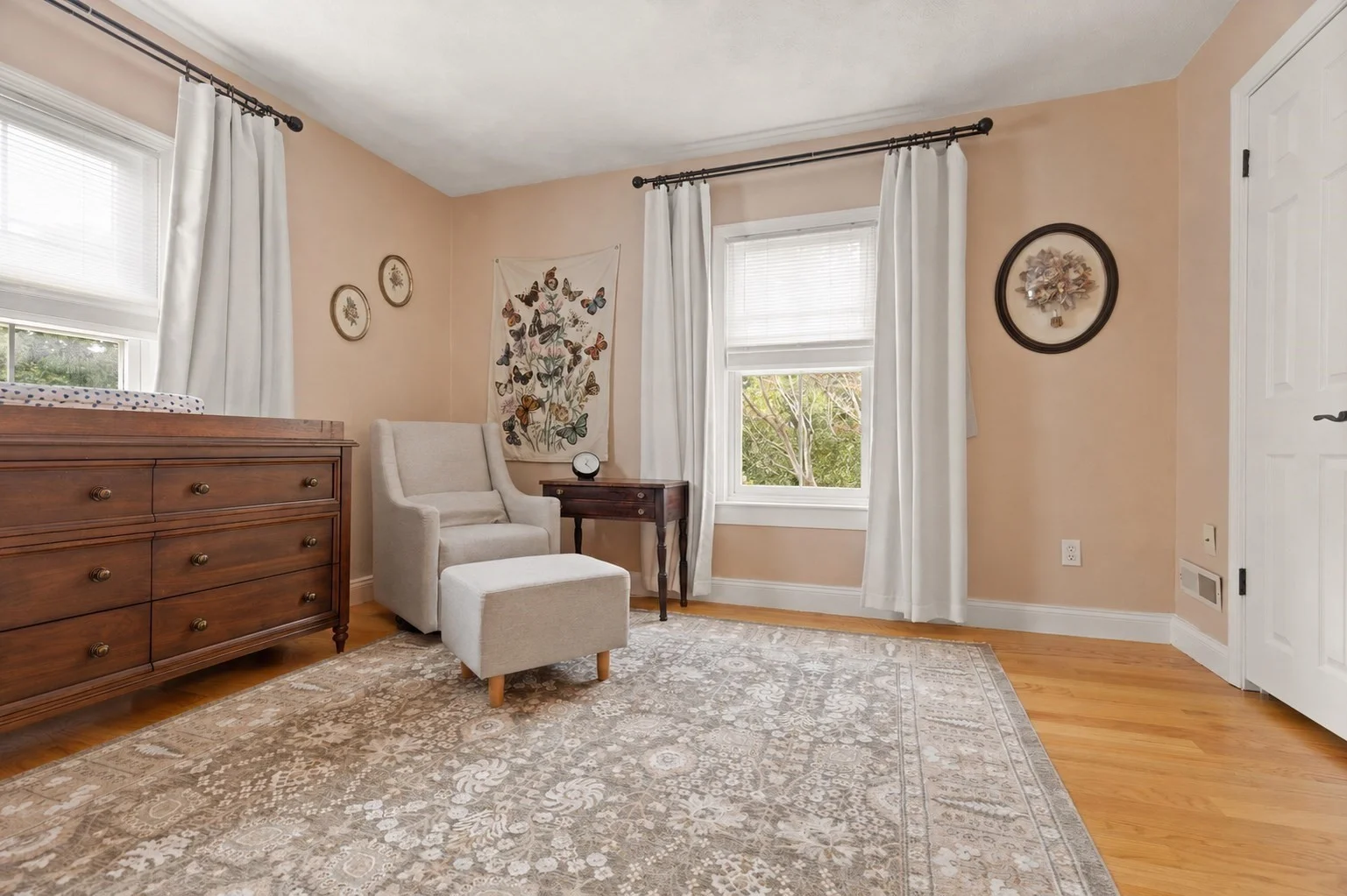 4 bed, 2 bath apartment for rent at 258 Cross St Unit 0, Winchester — photo 13 of 23