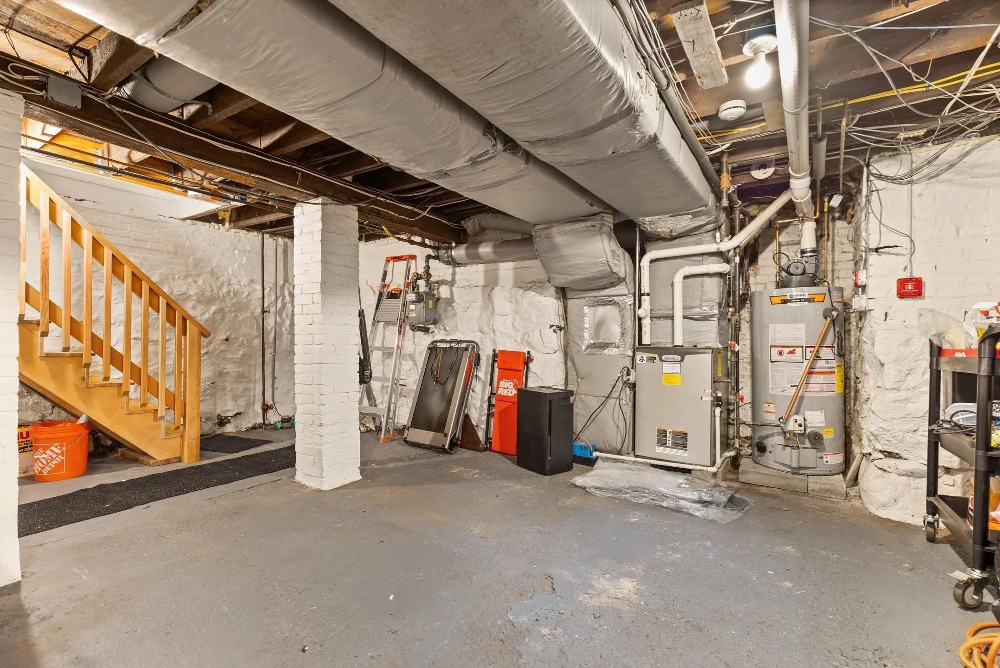 4 bed, 2 bath apartment for rent at 258 Cross St Unit 0, Winchester — photo 19 of 23