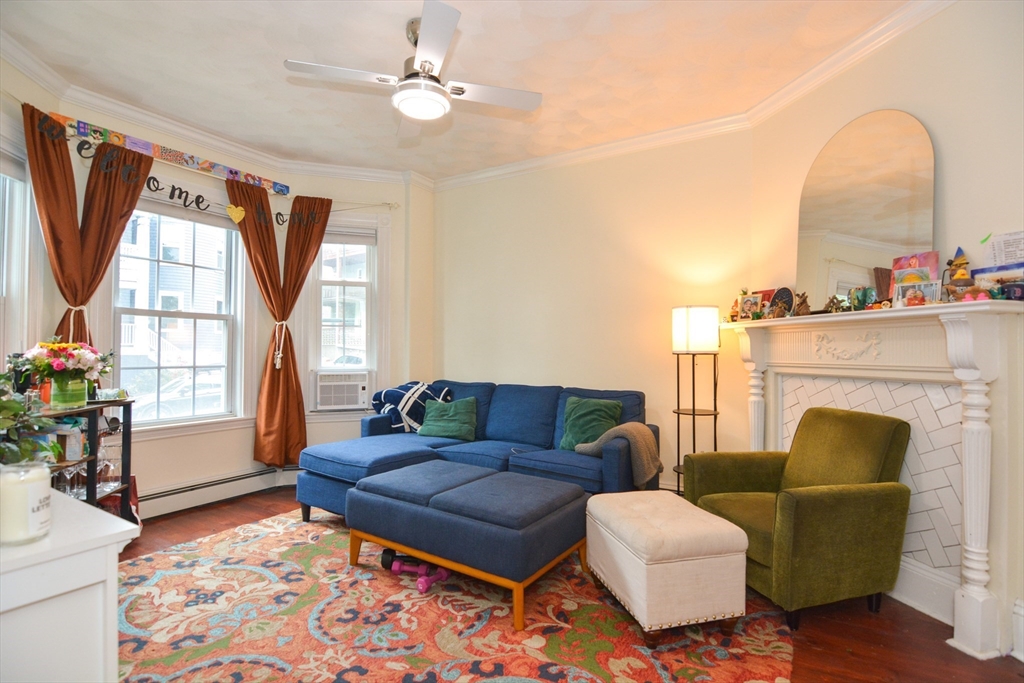 3 bed, 1 bath apartment for rent at 258 E Cottage St Unit 1, Dorchester — photo 1 of 12