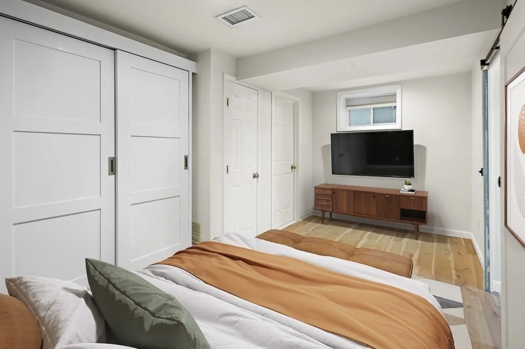 2 bed, 2 bath apartment for rent at 258 Everett St Unit 1, East Boston — photo 10 of 13