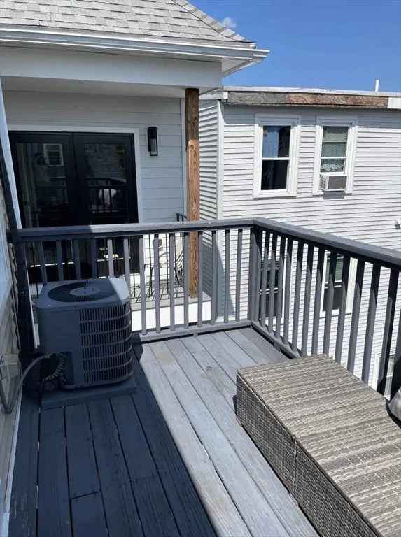 1 bed, 1 bath apartment for rent at 258 Everett St Unit 3, East Boston — photo 12 of 14