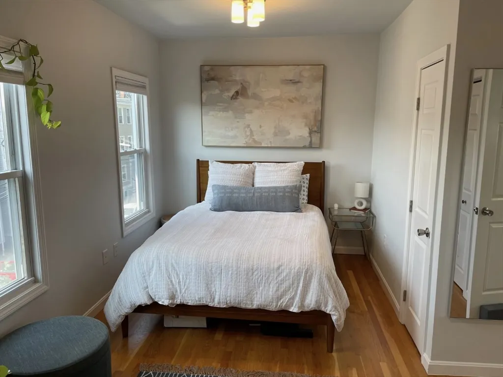 1 bed, 1 bath apartment for rent at 258 Everett St Unit 3, East Boston — photo 9 of 14