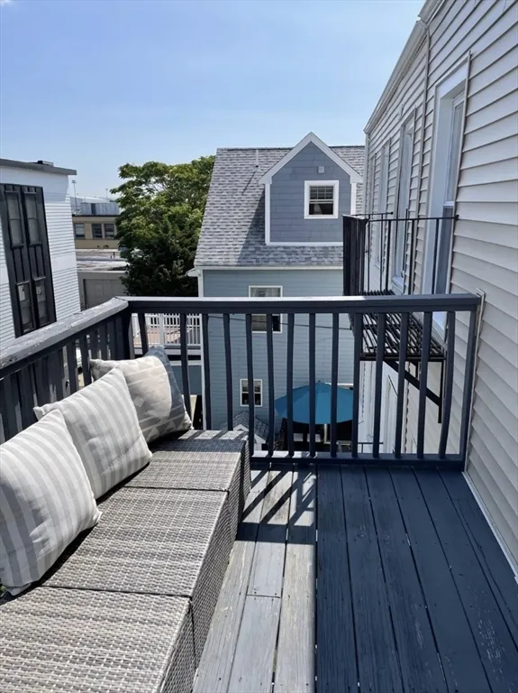 1 bed, 1 bath apartment for rent at 258 Everett St Unit 3, East Boston — photo 13 of 14