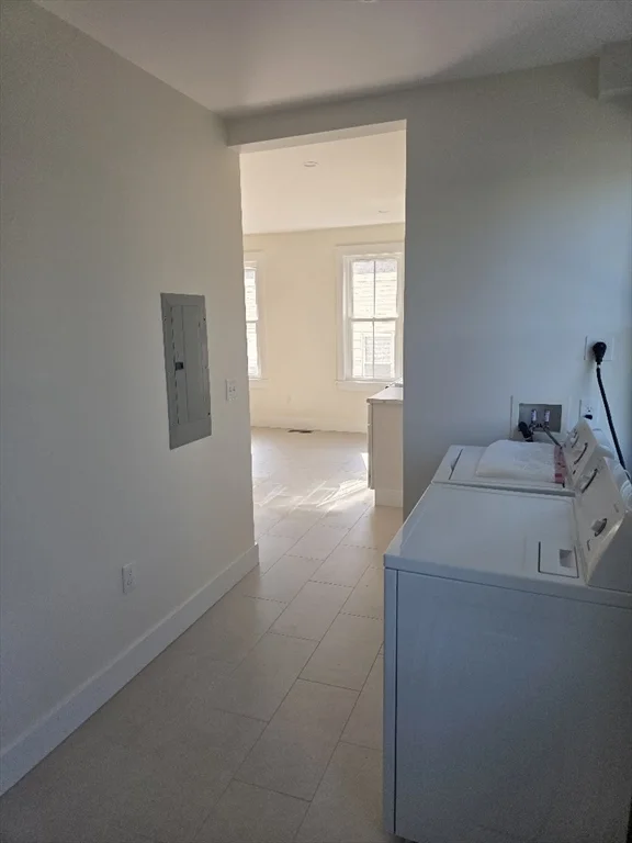 2 bed, 1 bath apartment for rent at 258 Main Unit 1, Townsend — photo 4 of 16