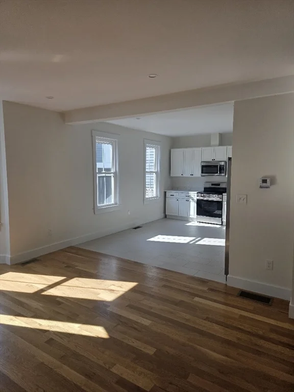 2 bed, 1 bath apartment for rent at 258 Main Unit 1, Townsend — photo 7 of 16