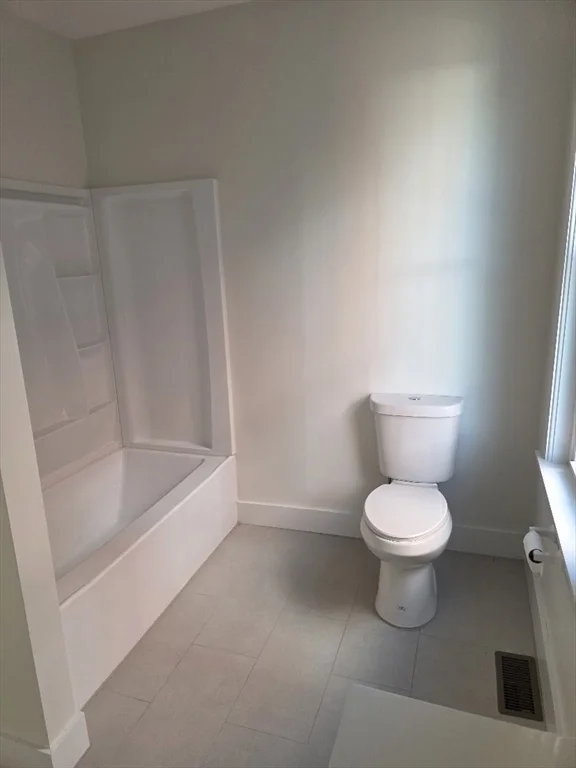 2 bed, 1 bath apartment for rent at 258 Main Unit 1, Townsend — photo 11 of 16