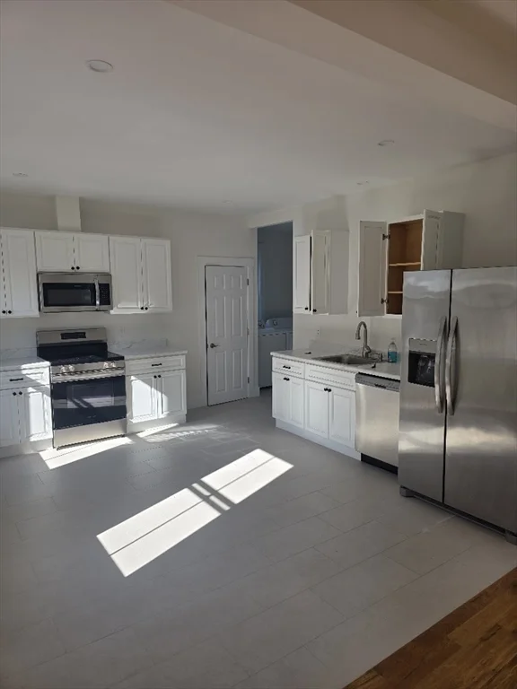 2 bed, 1 bath apartment for rent at 258 Main Unit 1, Townsend — photo 6 of 16
