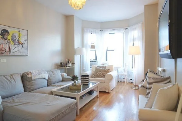 2 bed, 1 bath apartment for rent at 258 Shawmut Ave Unit 9T, South End