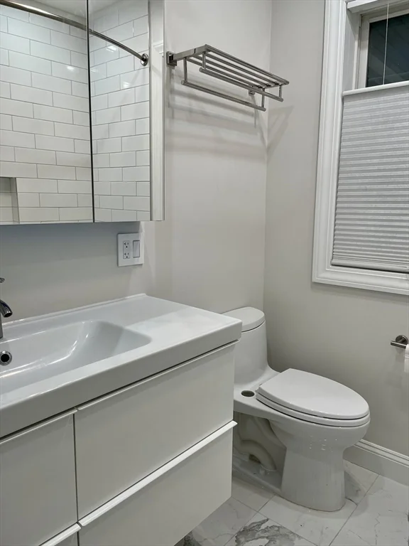 2 bed, 2 bath apartment for rent at 258 W Broadway Unit 4, South Boston — photo 16 of 18