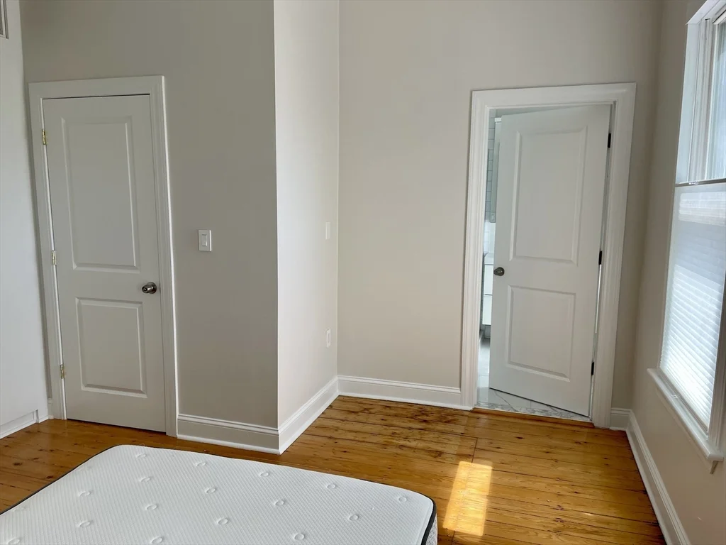 2 bed, 2 bath apartment for rent at 258 W Broadway Unit 4, South Boston — photo 11 of 18