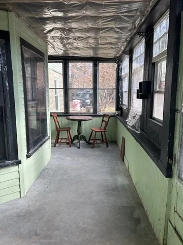 1 bed, 1 bath apartment for rent at 258 Wallingford Ave Unit 1, Athol — photo 4 of 7