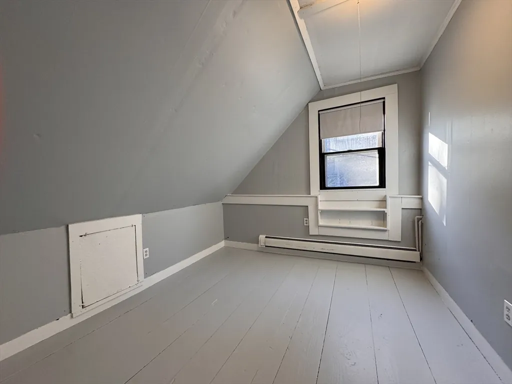 3 bed, 1 bath apartment for rent at 258 Walnut St Unit 1, Bridgewater — photo 14 of 19