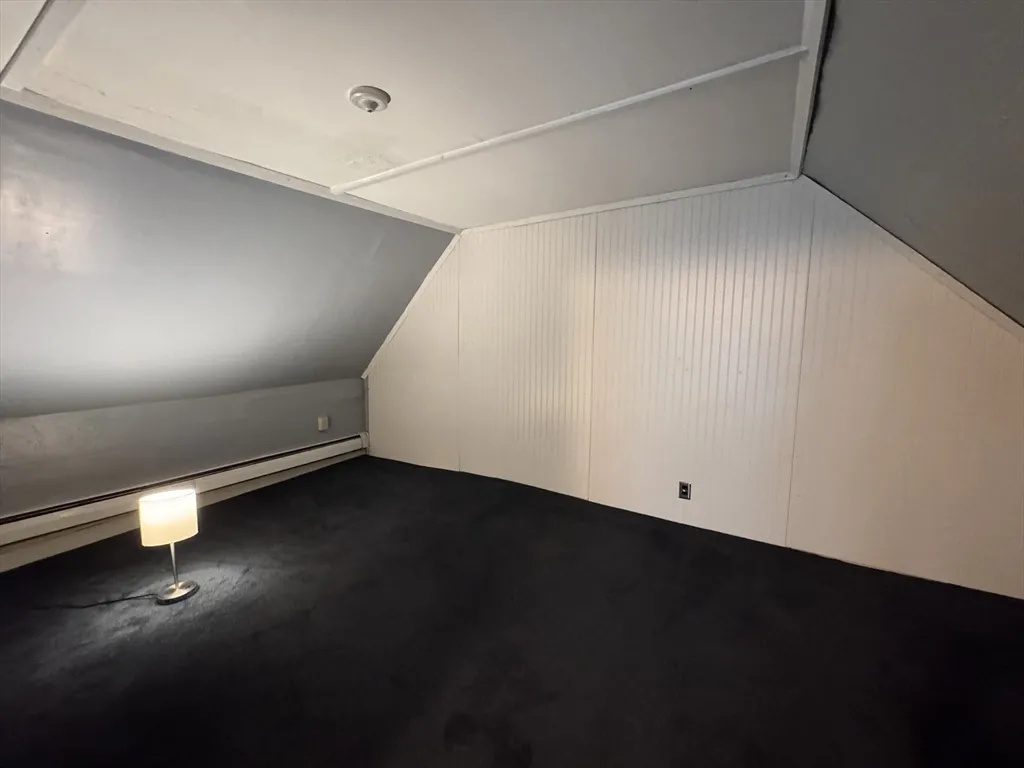 3 bed, 1 bath apartment for rent at 258 Walnut St Unit 1, Bridgewater — photo 15 of 19