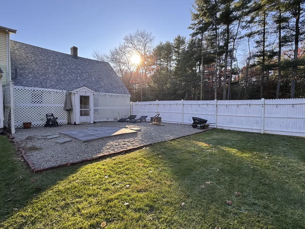 3 bed, 1 bath apartment for rent at 258 Walnut St Unit 1, Bridgewater — photo 19 of 19