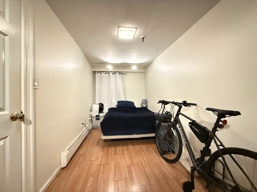 1 bed, 1 bath apartment for rent at 259 Beacon St Unit 2, Back Bay — photo 5 of 9