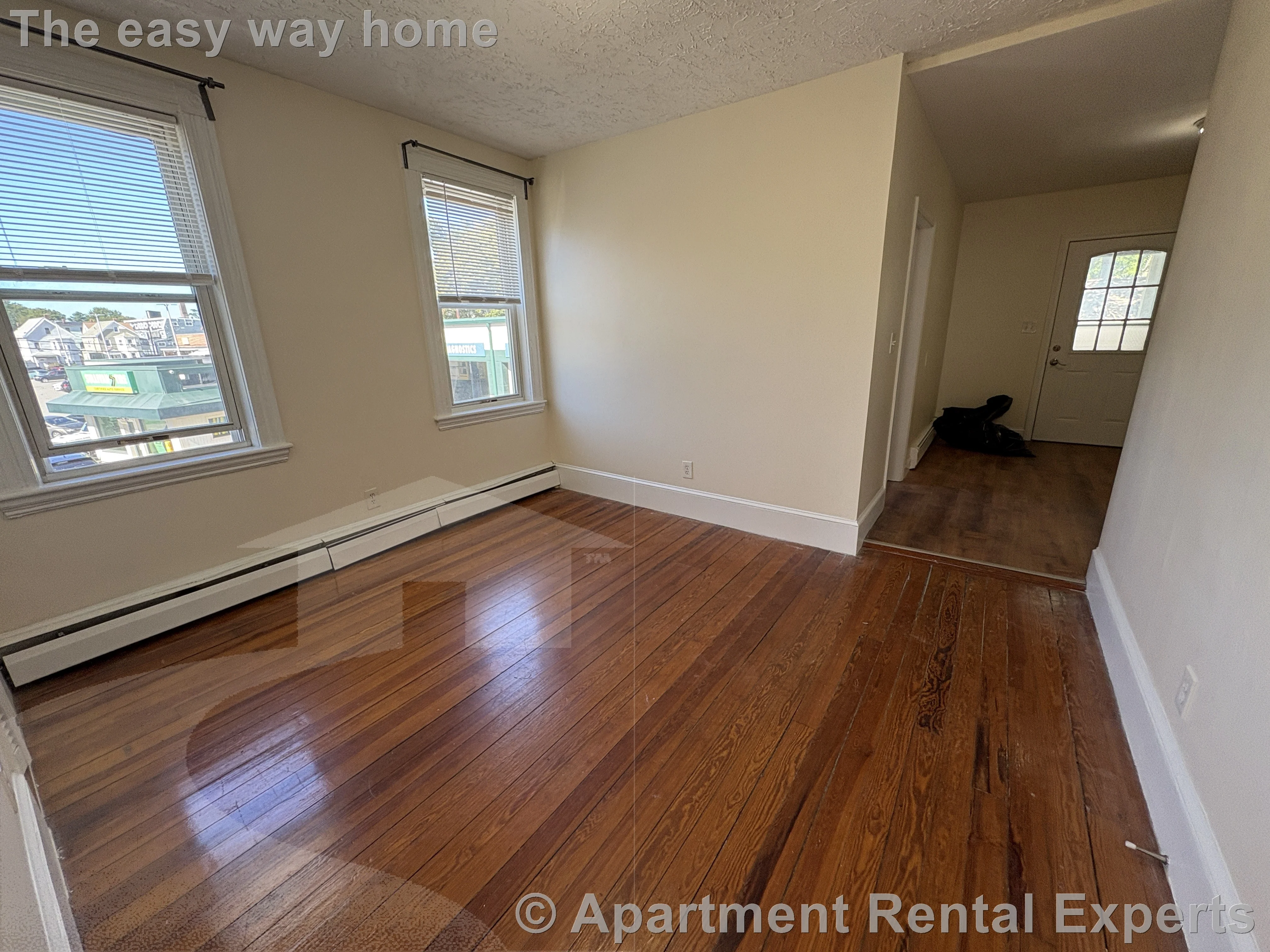2 bed, 1 bath apartment for rent at 259 Beacon St Unit 2, Spring Hill — photo 3 of 12